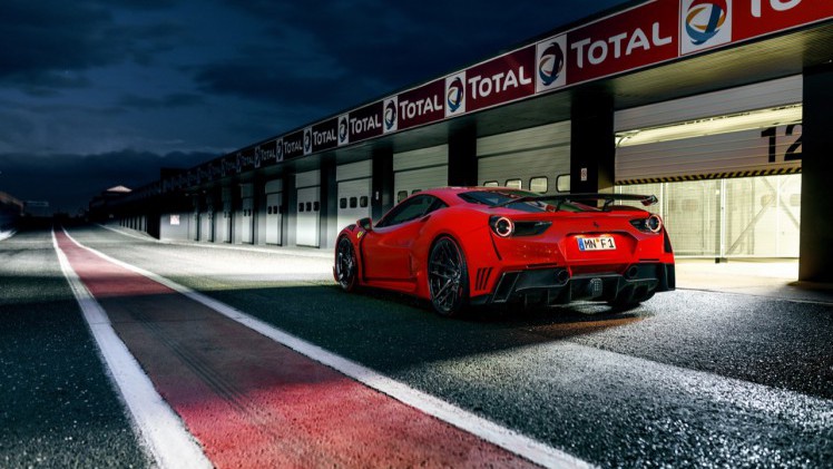Voor wie een normale Ferrari 488 niet dik en snel genoeg is, zorgt het Duitse Novitec voor een extra brede carrosserie en meer vermogen.