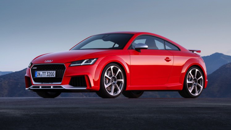 Nieuwe Audi TT RS Coupe en Roadster geintroduceerd. Ze staan in het najaar van 2016 in de showroom en gaan aan de bak met de 400 pk sterke 2.5 TFSI vijfcilinder. Knallen!