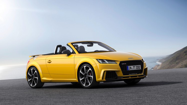 Nieuwe Audi TT RS Coupe en Roadster geintroduceerd. Ze staan in het najaar van 2016 in de showroom en gaan aan de bak met de 400 pk sterke 2.5 TFSI vijfcilinder. Knallen!
