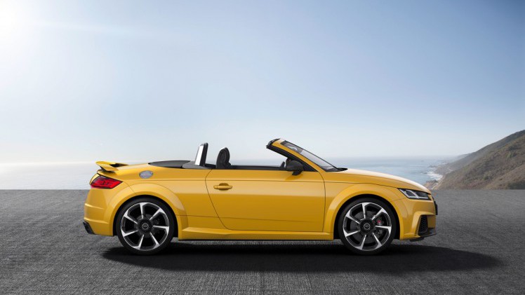 Nieuwe Audi TT RS Coupe en Roadster geintroduceerd. Ze staan in het najaar van 2016 in de showroom en gaan aan de bak met de 400 pk sterke 2.5 TFSI vijfcilinder. Knallen!