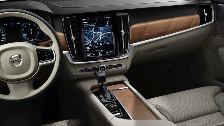 Volvo onthult de S90 met alle officile details en informatie. Het nieuwe vlaggenschip komt net na de zomer naar Nederland, evenals de nieuwe V90.