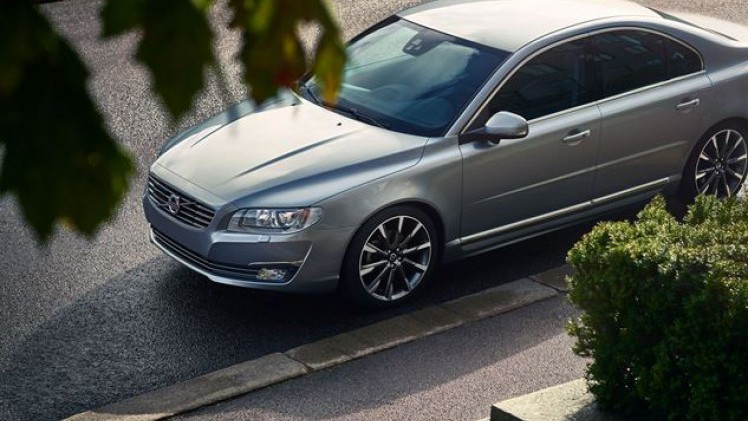 Volvo onthult de S90 met alle officile details en informatie. Het nieuwe vlaggenschip komt net na de zomer naar Nederland, evenals de nieuwe V90.