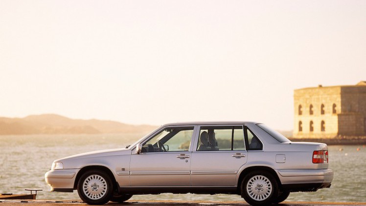 Volvo onthult de S90 met alle officile details en informatie. Het nieuwe vlaggenschip komt net na de zomer naar Nederland, evenals de nieuwe V90.