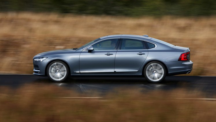 Volvo onthult de S90 met alle officile details en informatie. Het nieuwe vlaggenschip komt net na de zomer naar Nederland, evenals de nieuwe V90.