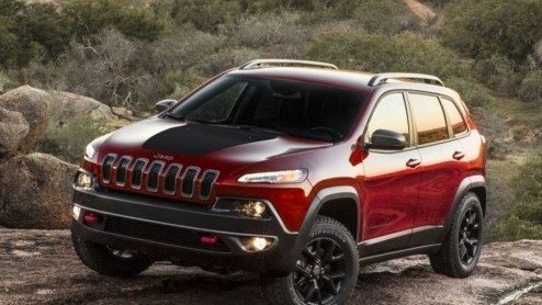 In het tweede kwartaal van dit jaar komt de nieuwe Jeep Cherokee in Europa beschikbaar met keuze uit drie motoren, drie 4x4-systemen.