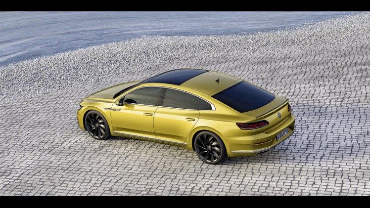 Volkswagen heeft het doek getrokken van de opvolger van de CC: de Arteon. In de loop van dit jaar kunnen we de nieuwe gran turismo al in de showrooms verwachten.