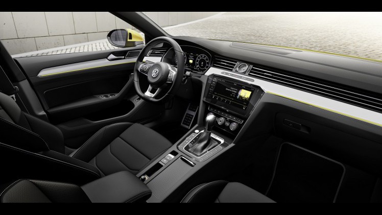 Volkswagen heeft het doek getrokken van de opvolger van de CC: de Arteon. In de loop van dit jaar kunnen we de nieuwe gran turismo al in de showrooms verwachten.