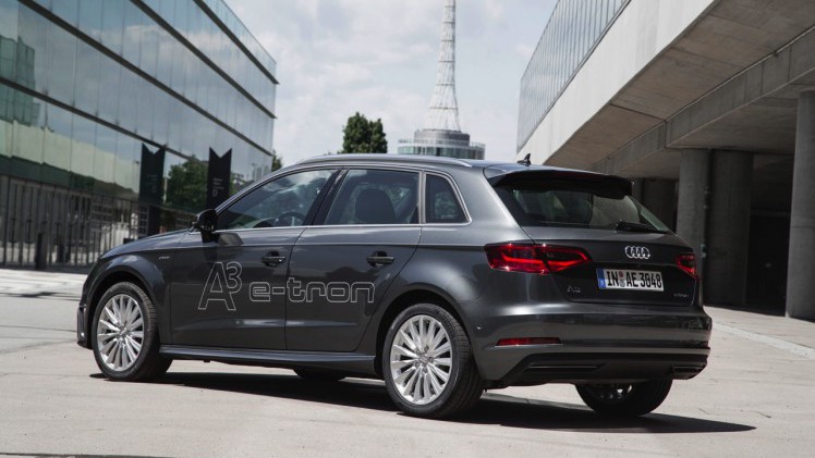 Deze plug-in hybrides zijn volgens LeaseAutoVandaag nu nog leverbaar met 7% bijtelling in 2015.