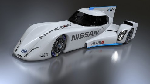 Na acht maanden van ontwikkeling heeft Nissan de ZEOD RC raceauto onthuld, waarmee de fabrikant zal deelnemen aan de 24-uursrace van Le Mans in 2014 in Garage 56.
