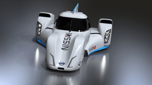 Na acht maanden van ontwikkeling heeft Nissan de ZEOD RC raceauto onthuld, waarmee de fabrikant zal deelnemen aan de 24-uursrace van Le Mans in 2014 in Garage 56.