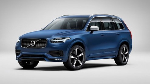 Na de gelekte foto van gisteren heeft Volvo nu de XC90 R-Design officieel onthuld. Vermoedelijk horen we in Parijs meer detail en weten we ook wanneer de sportieve versie beschikbaar komt.