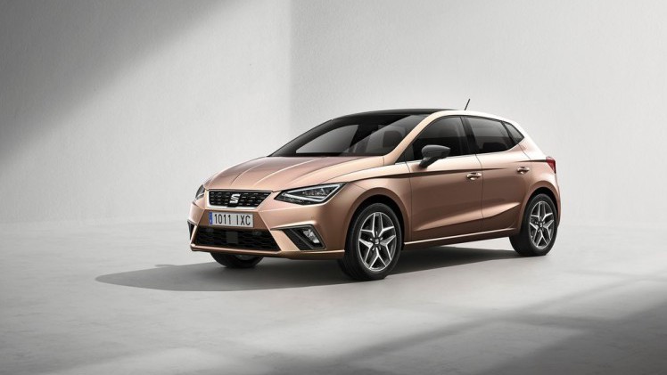 Eerder deze week lekte hij al uit, maar nu heeft SEAT officieel het doek getrokken van de nieuwe Ibiza. Opvallend: de auto is iets kleiner dan zijn voorganger.