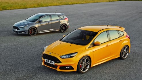 Ford heeft het doek getrokken van de vernieuwde Focus ST. De nieuweling beschikt volgens Ford over een verfijnde rijdynamiek, is voortaan ook als diesel te verkrijgen en staat vanaf begin 2015 bij de