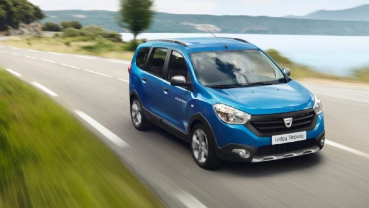 Toch ook carrire voor Dacia Lodgy Stepway in Nederland. De MPV van Dacia is stoer gemaakt met robuuste details aan in- en exterieur.