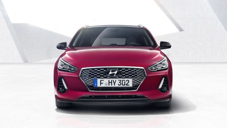 Hyundai kon niet wachten tot de Autosalon van Genve volgende maand en trok vandaag alvast het doek van de nieuwe i30 Wagon.