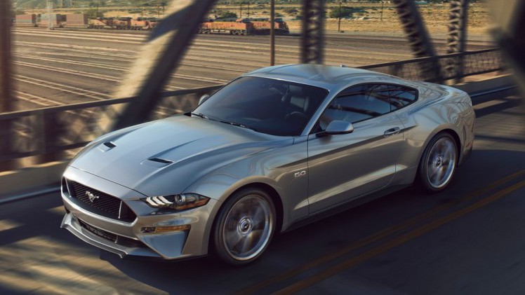 Gisteren dook de gefacelifte Ford Mustang eerder dan bedoeld op in een officile video, maar nu heeft Ford de facelift dan officieel in zijn volledigheid onthuld.