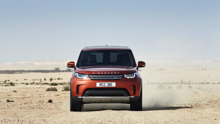 Introductie nieuwe Land Rover Discovery is een feit. De vierwielaangedreven zevenzits SUV komt in de lente van 2017 op de markt. Lees hier de prijzen en specificaties.
