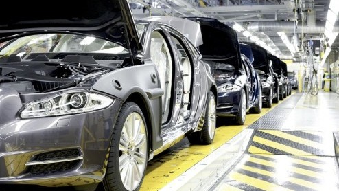 Fabrieksgarantie op nieuwe auto's is meestal twee jaar, maar Aziatische merken als Kia en Hyundai zijn veel scheutiger. Onder de premiummerken is Infiniti en Jaguar de uitzondering op de regel.