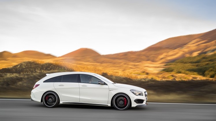 Nu de 2,0 liter turbomotor van de Mercedes-AMG A 45 een krachtkuur heeft gekregen, kunnen de GLA en CLA natuurlijk niet achterblijven. Voortaan leveren de sportieve topversies ook 381 pk en 475 Nm.