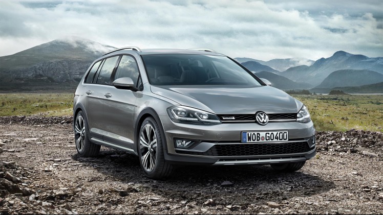 Het lag natuurlijk al in de lijn der verwachting, maar na de gewone Golf, de Variant, de GTI en de e-Golf is nu ook de Alltrack aan een facelift onderworpen.