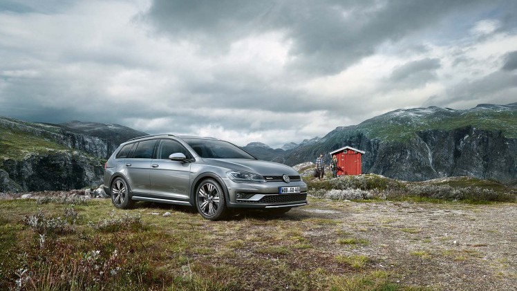 Het lag natuurlijk al in de lijn der verwachting, maar na de gewone Golf, de Variant, de GTI en de e-Golf is nu ook de Alltrack aan een facelift onderworpen.