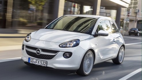 Opel breidt het leveringsprogramma uit met de Mokka Bi-Fuel en ADAM Bi-Fuel. Beide modellen rijden op benzine of LPG.