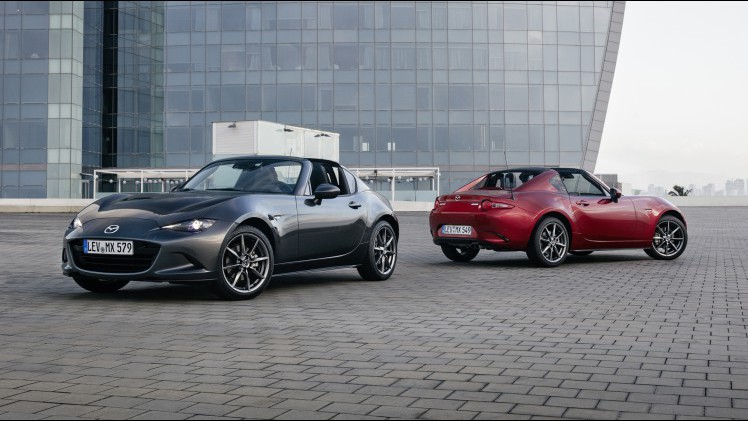 Mazda MX-5 RF rijtest AutoVandaag.