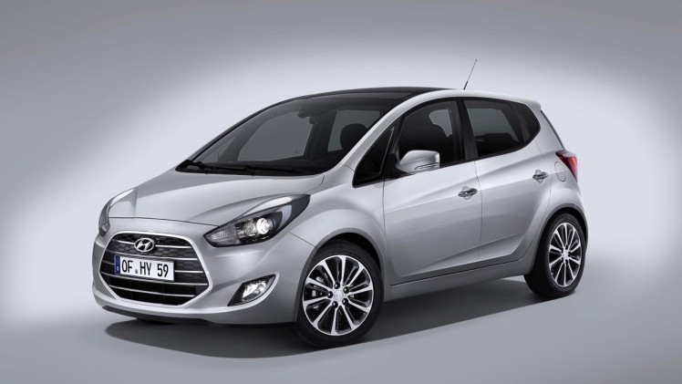 Facelift Hyundai ix20 vertegenwoordigt een nieuw gezicht voor de MPV van Hyundai. Vanaf mei 2015 rollen de eerste exemplaren van de band.