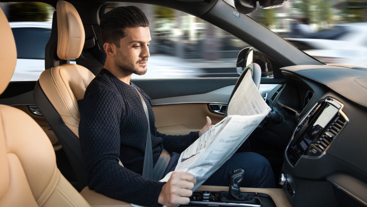 Volvo breidt het Drive Me project met zelfrijdende auto's uit in London. Onder de noemer Drive Me London gaan in 2017 zo'n 50 en in 2018 ongeveer 100 autonome auto's de weg op.