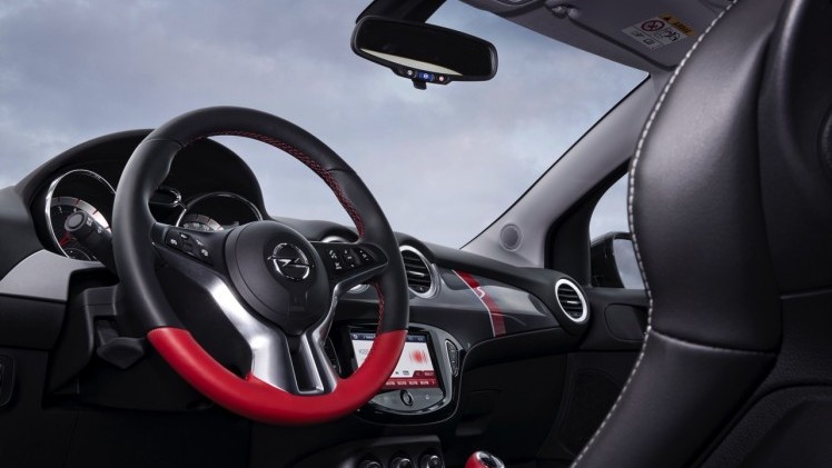 Opel gaat met de Adam Rocks S aan de bak voor prijzen vanaf 24.995 euro.