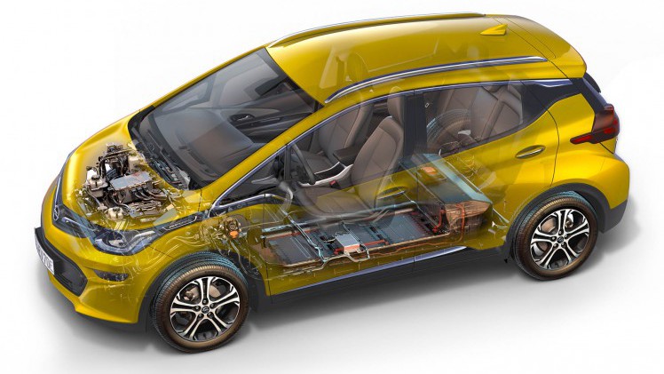 De Opel Ampera-e heeft een NEDC-actieradius van maar liefst 400 kilometer. In de praktijk zal dat zo'n 300 km zijn, nog steeds meer dan de directe concurrentie.