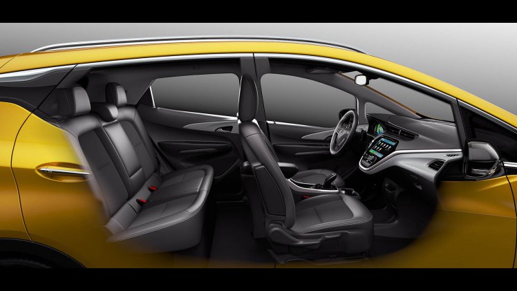 De Opel Ampera-e heeft een NEDC-actieradius van maar liefst 400 kilometer. In de praktijk zal dat zo'n 300 km zijn, nog steeds meer dan de directe concurrentie.