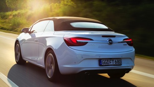 Opel Cascada nu ook leverbaar met 1.6 Turbo 200 pk. Prijzen vanaf iets meer dan 39 mille.