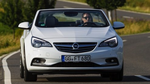 Opel Cascada nu ook leverbaar met 1.6 Turbo 200 pk. Prijzen vanaf iets meer dan 39 mille.