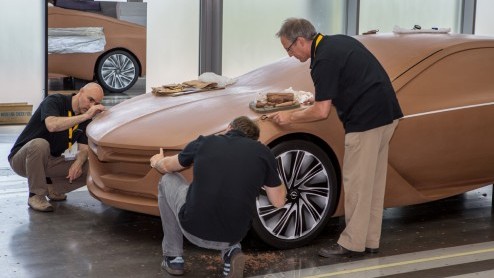 Opel opende 50 jaar geleden, als eerste grote Europese merk, zijn Design Studio