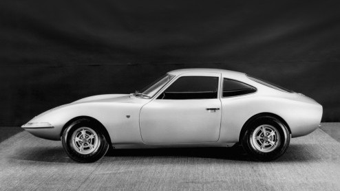 Opel opende 50 jaar geleden, als eerste grote Europese merk, zijn Design Studio