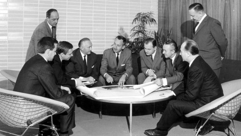 Opel opende 50 jaar geleden, als eerste grote Europese merk, zijn Design Studio