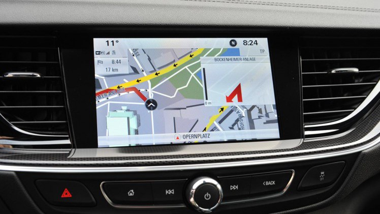 Na negen jaar en 940.000 eenheden komt Opel met de nieuwe Insignia. Die is vooral lichter en technologisch meer hoogwaardig, zo ontdekte AutoVandaag tijdens de eerste kennismaking.