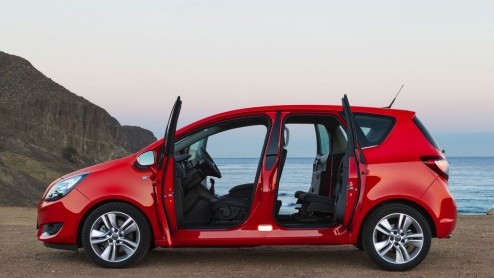 Test Opel Meriva 1.4 Turbo met automaat, het faceliftmodel is subtiel opgefrist en krijgt ook een nieuwe 1.6 CDTI met 20% bijtelling.