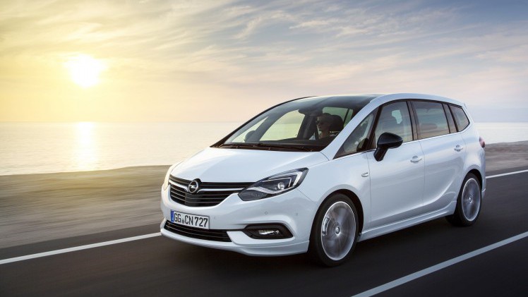 De facelift van de Opel Zafira is een feit. Als nieuwe Opel Zafira is hij nog veiliger en comfortabeler.