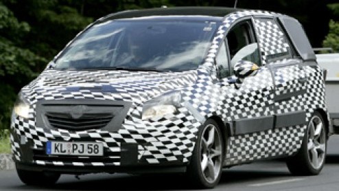 De Opel Meriva houdt ons al langer bezig. Telkens duiken er weer scoops op. Ook Opel speelt het spelletje aardig mee, door regelmatig een teaser de deur uit te jagen. Update: impressie Meriva OPC
