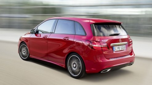 Mercedes-Benz heeft de B-klasse opgefrist en is daarbij vooral heel behoudend te werk gegaan. De vernieuwde versie van de MPV debuteert in Parijs.