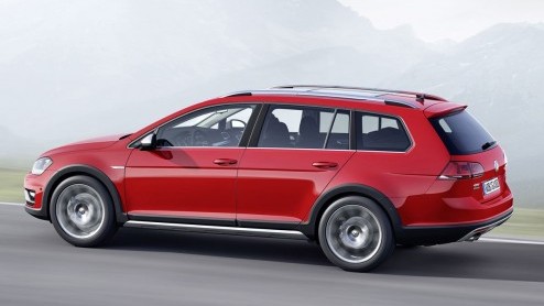 Volkswagen presenteert in Parijs een stoere versie van de Golf Variant. De Golf Alltrack is het neefje van de Seat Leon X-Perience en de Skoda Octavia Scout.