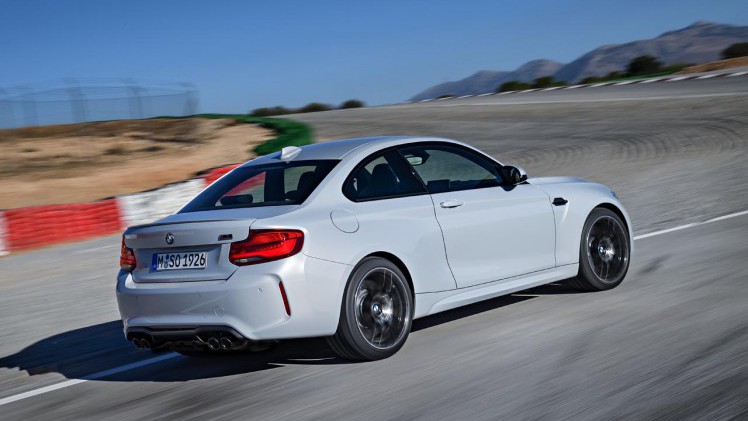BMW verhoogt het prestatieniveau van de M2 in de M2 Competition.