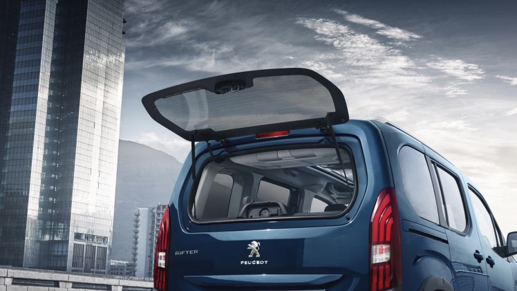 Peugeot brengt de opvolger van de Expert Tepee en noemt deze Rifter.