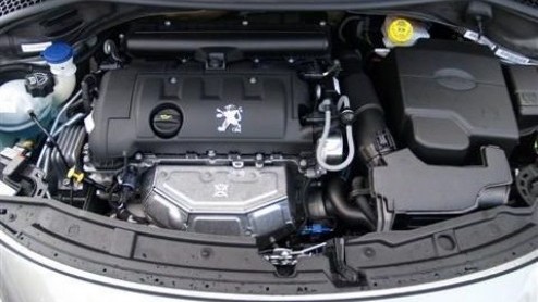 Het Franse autoconcern PSA  bekend van Peugeot en Citron  heeft aangekondigd een nieuwe zuinige driecilinder te gaan ontwikkelen. Deze nliter krachtbron heeft drie cilinders en is naar keuze 70 t