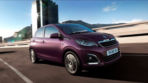Peugeot 108 rijtest, de opvolger van de 107 is iets groter en volwassener geworden. De prijzen liggen ook hoger.