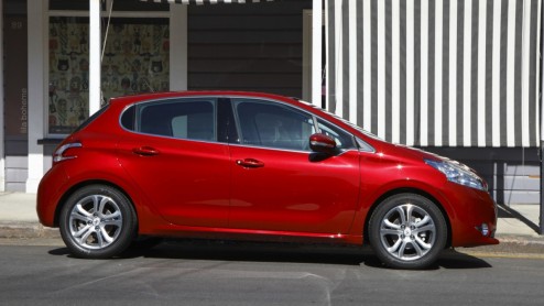 Peugeot levert de 208 BlueHDi 100 met 14% bijtelling in 2015. De spaardiesel stoot slechts 79 gram CO2 uit.