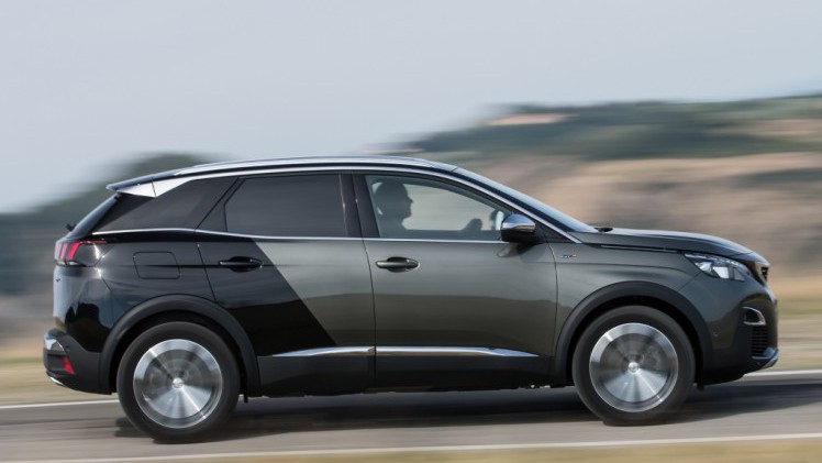 Autotest van de nieuwe Peugeot 3008. Peugeot transformeert de crossover tot een SUV. AutoVandaag rijdt met de 3008 THP 130 en 3008 BlueHDi 120.