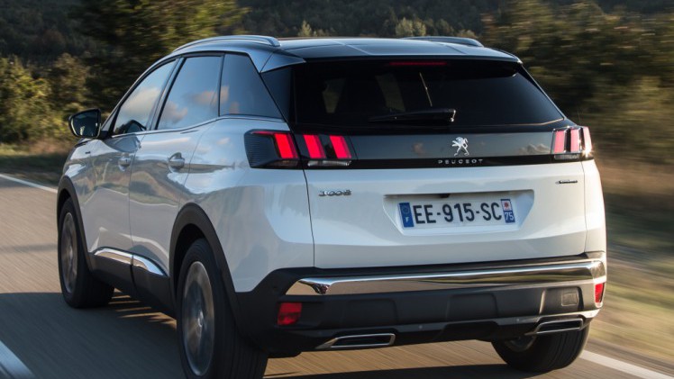 Nieuwe Peugeot 3008 in 2019 ook als plug-in hybride. De 3008 PHEV krijgt dan een benzinemotor met 109 pk en een elektromotor met datzelfde vermogen en vierwielaandrijving.
